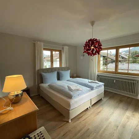 アパート Amelie ガルミッシュ・パルテンキルヒェン