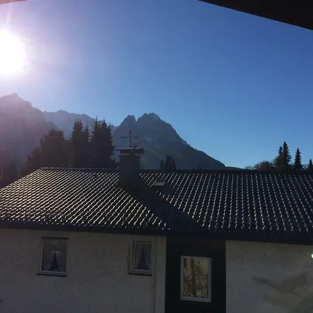 Amelie ガルミッシュ・パルテンキルヒェン